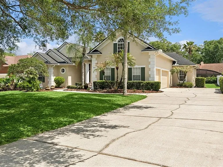 3865 Winding Lake Cir — Photo 41