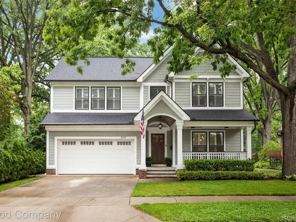 1017 N Maple Ave, Royal Oak, MI 48067