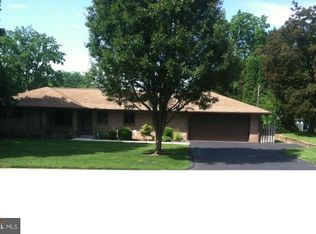 10 Maplewood Ln, Wilmington, DE 19810