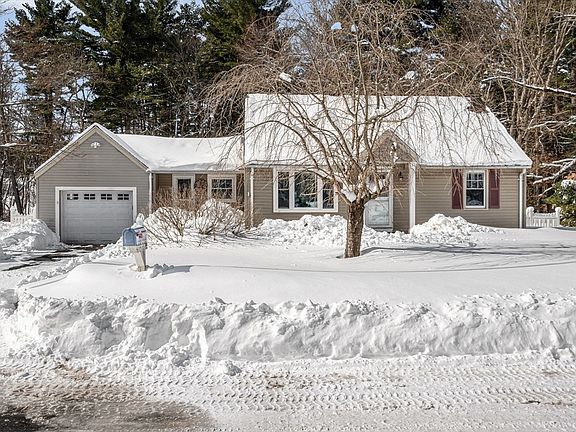 3rd image of 58 Campus Rd