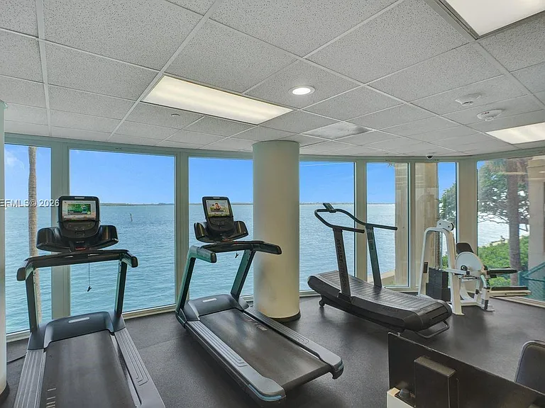 770 Claughton Island Dr #15 — Photo 12