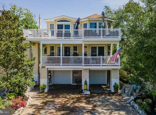 11 W 29th St, Barnegat Light, NJ 08006