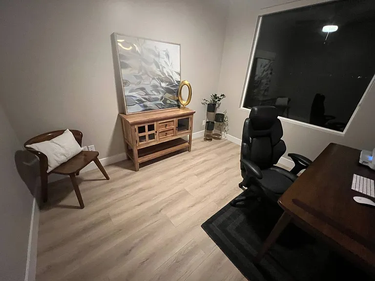 690 N Richard St #8 — Photo 15