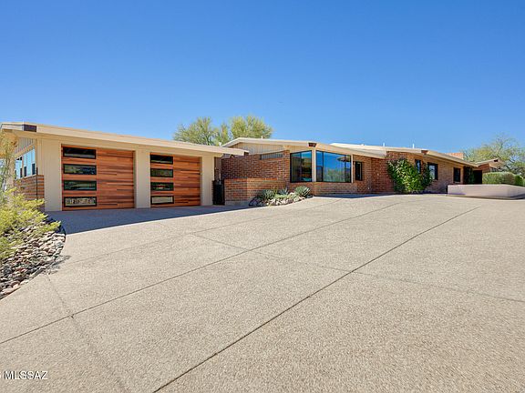 2nd image of 5025 E Calle Barril