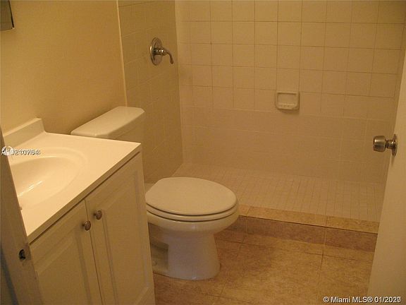 4th image of 8185 NW 7th St APT 304