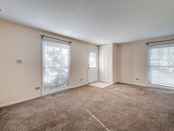 4th image of 1665 Williamsburg Ct APT B