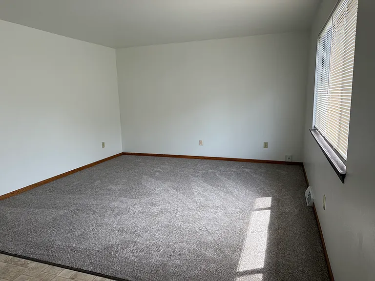 3631 Clairmont St — Photo 15