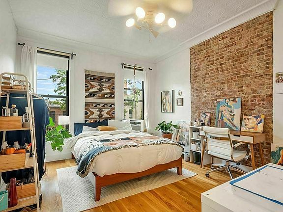 5th image of 57 Clifton Pl APT 8