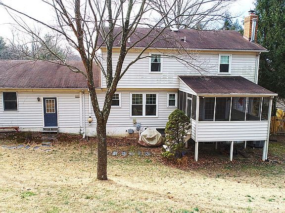 4th image of 1530 Malvern Hill Pl