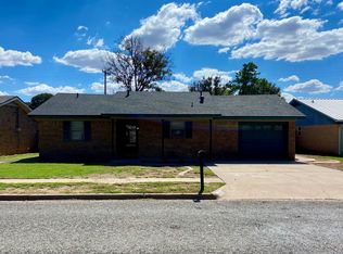709 7th St, Wolfforth, TX 79382