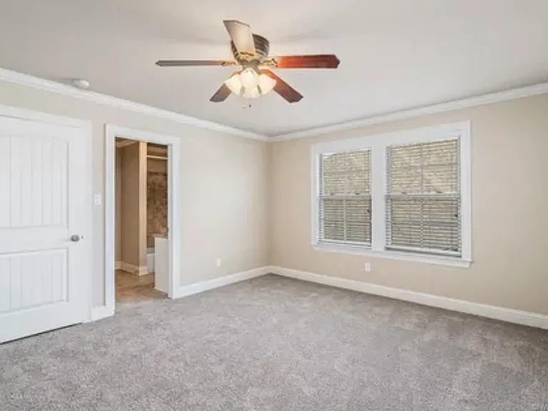 810 Eagles Nest — Photo 10