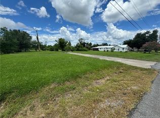 417 Antoinette Dr, Lake Charles, LA 70615