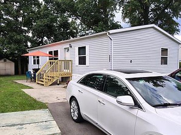 302 Carol Ct