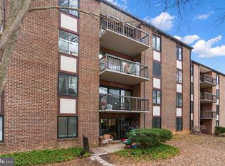 9708 Kingsbridge Dr APT 2, Fairfax, VA 22031