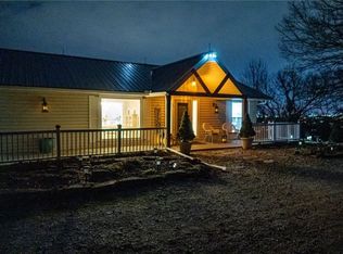 625 Carlock Rd, Springdale, AR 72764