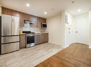 102 Bayard St #2F, New York, NY 10013
