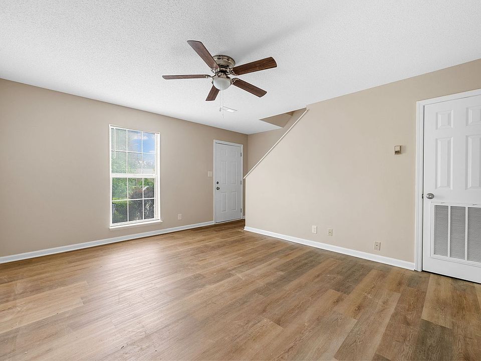 1st image of 481 Martha Ln APT A