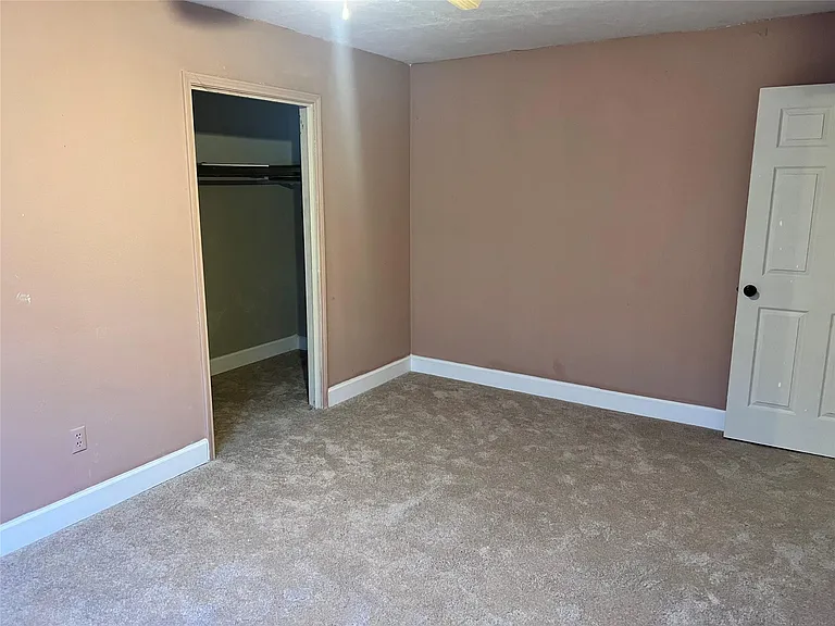 12239 W Village Dr #B — Photo 7