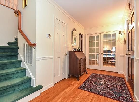 3rd image of 6533 Pencade Ln