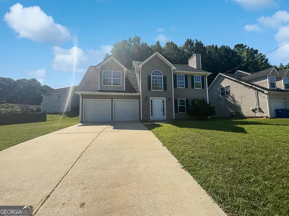 453 Pecan Wood Cir, Fairburn, GA 30213