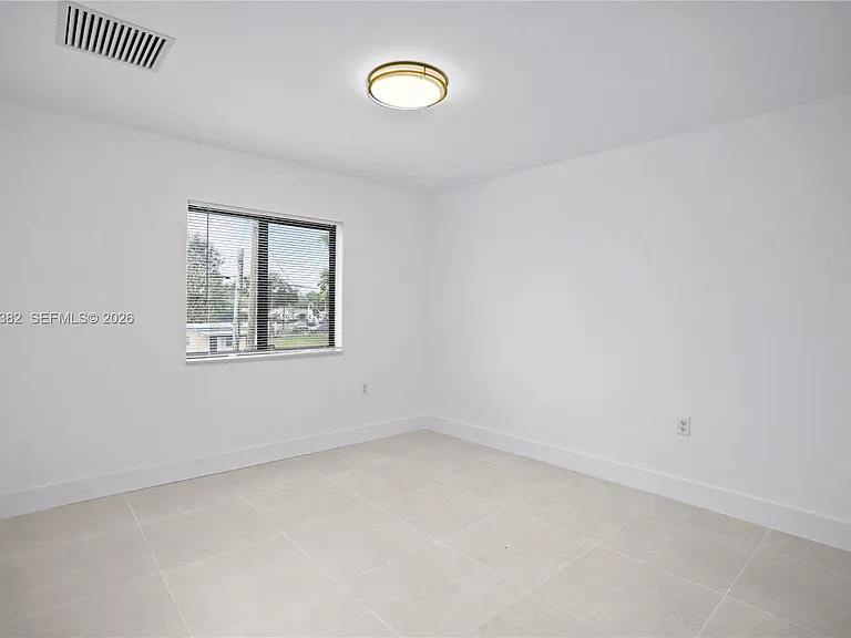 5823 NW 30th Ave #5823 — Photo 21