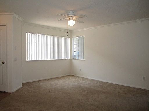 4th image of 3524 Paseo De Los Americanos Unit 113