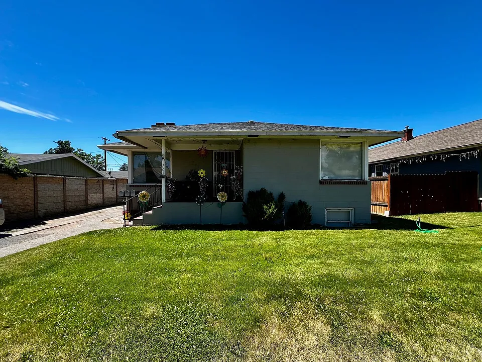 706 S 5th Ave