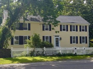 207 Main St, Medway, MA 02053