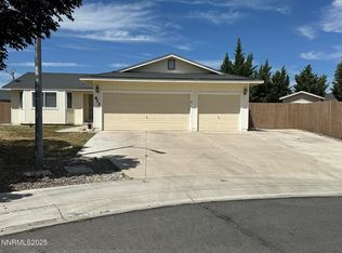 812 Brittany Ct, Fernley, NV 89408