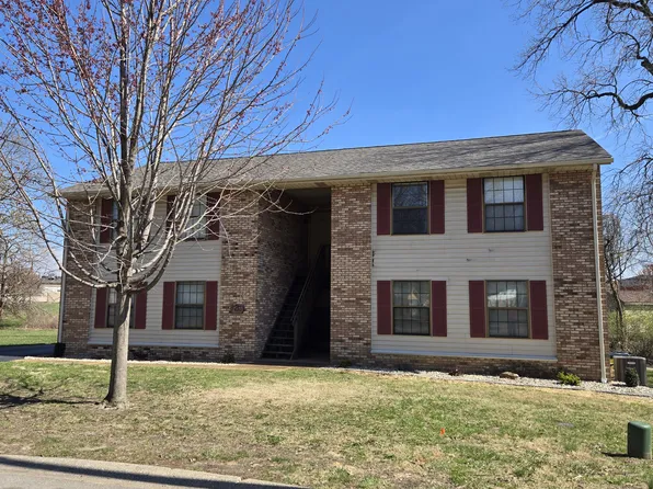 3 Quail Hollow Ct #D, Glen Carbon, IL 62034