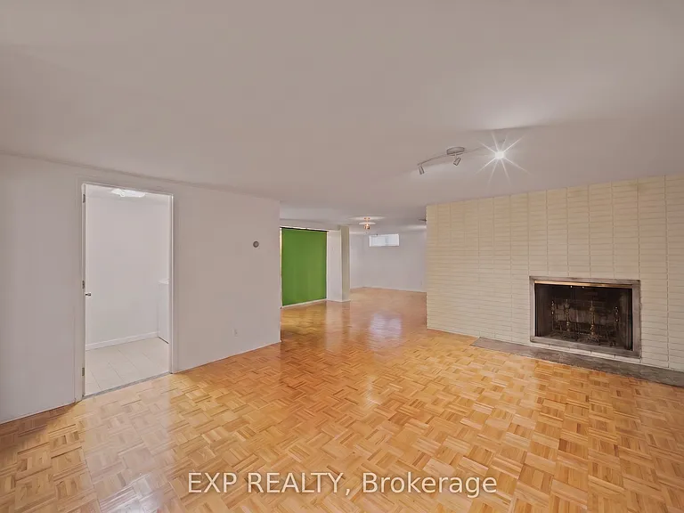 304 Roger Rd — Photo 34