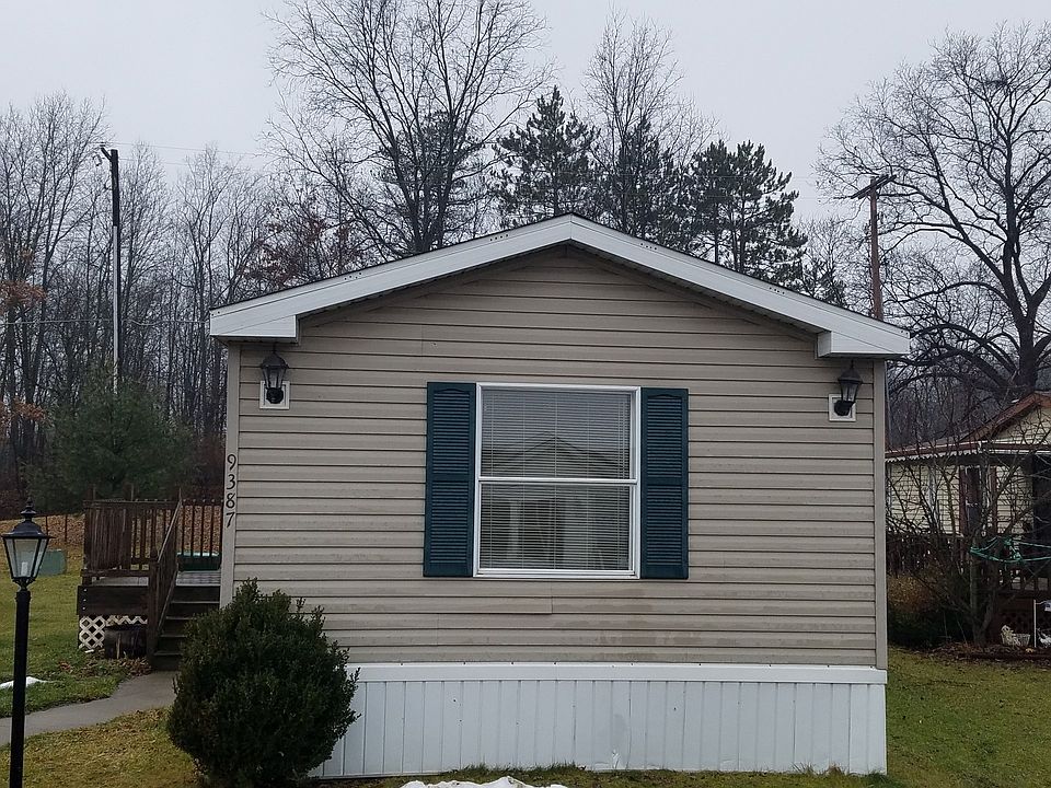 1st image of 9387 Evergreen Dr
