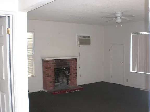 1619 E Cambridge Ave — Photo 4