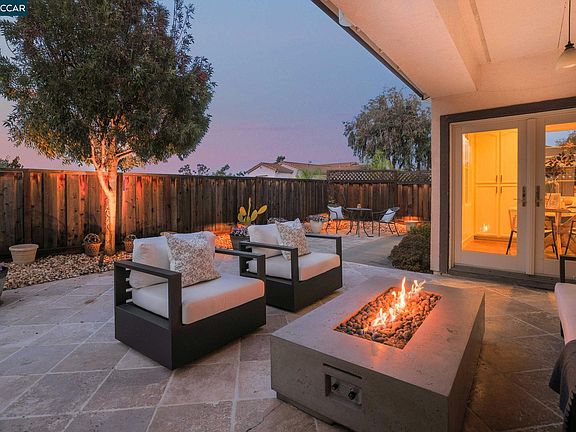 2nd image of 5279 S Montecito Dr