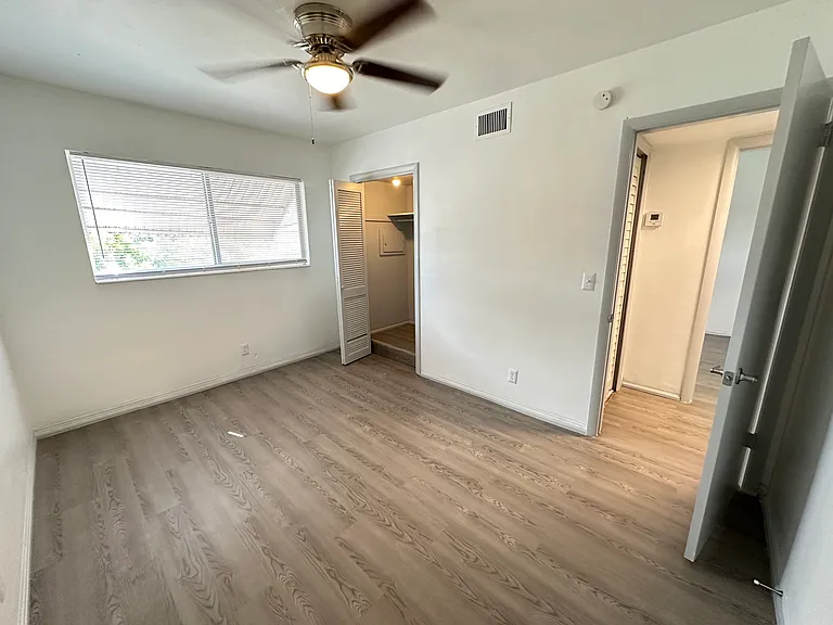 Bedroom Bedroom
