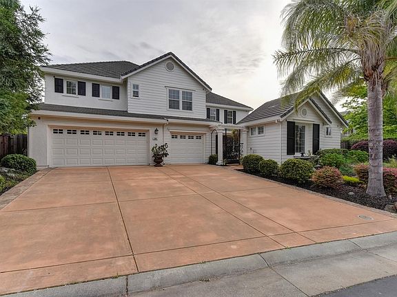 2nd image of 309 Cordero Ct