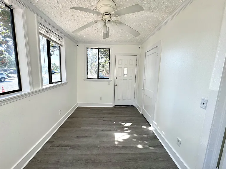 422 Magnolia Ave #1 — Photo 24