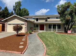 886 Santa Dorotea Cir, Rohnert Park, CA 94928