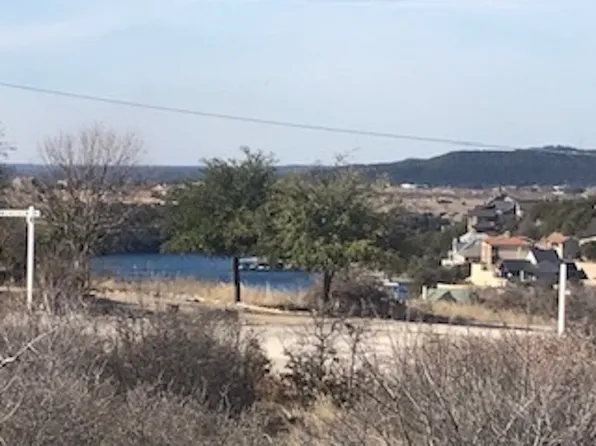 222 Castle Harbour Dr, Graford, TX 76449