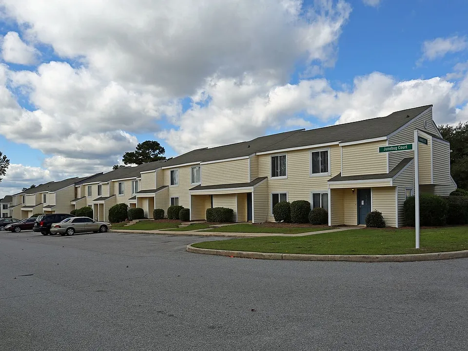 Building Photo 4