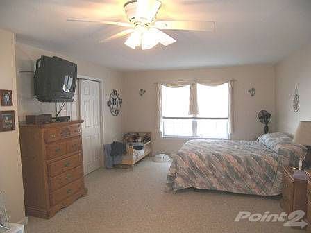 Johns House Weirs Blvd 010