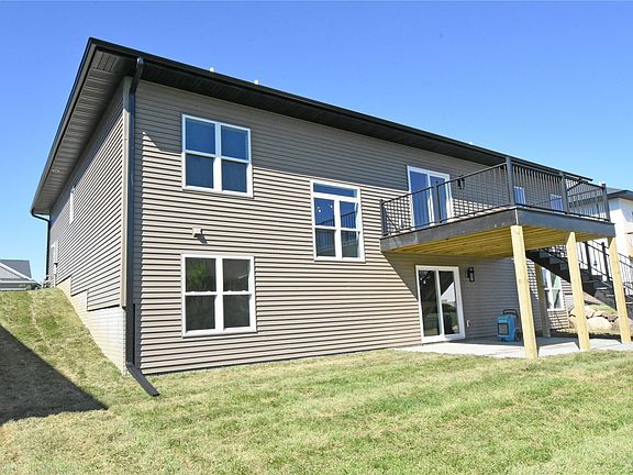 2nd image of 1821 Cottage Ridge Dr