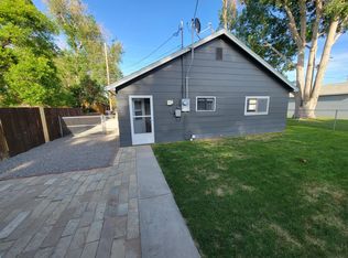 521 1/2 S Clark St, Powell, WY 82435