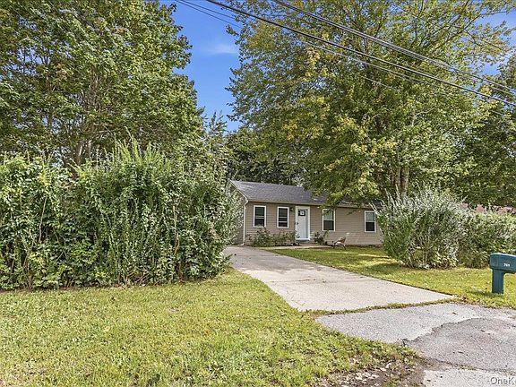 3rd image of 761 Provost Avenue