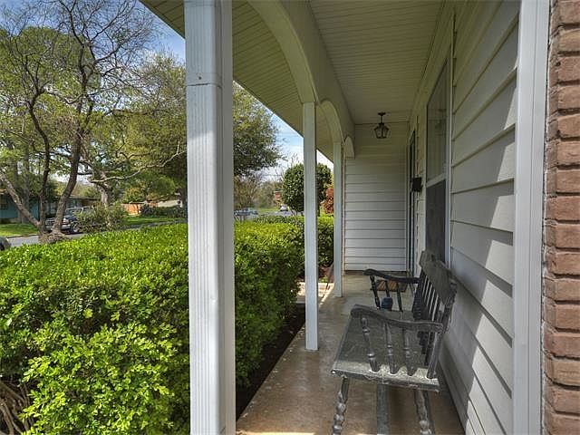 1st image of 1702 Corona Dr