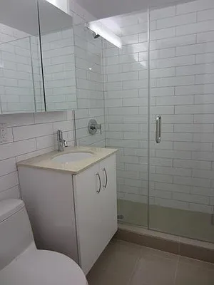 Rented by Mark David | media 23