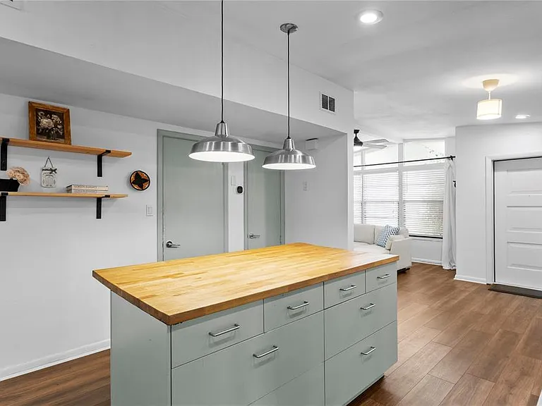 2407 S Lois Ave — Photo 10