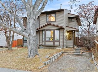 6 SE Castleglen Rd NE, Calgary, AB T3J1S4
