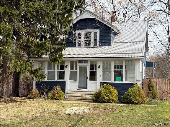 2nd image of 12182 Old Main Rd