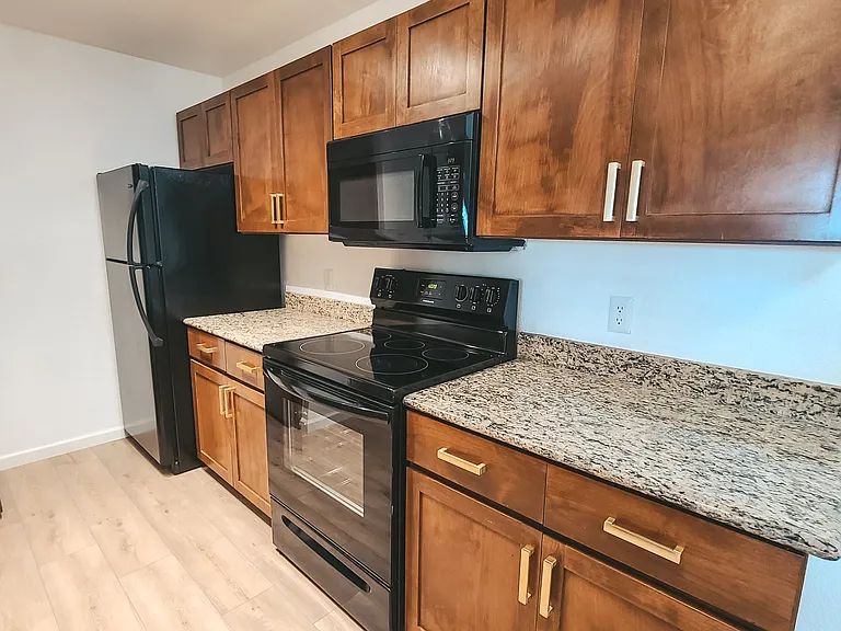 1385 W University Ave #103 — Photo 5